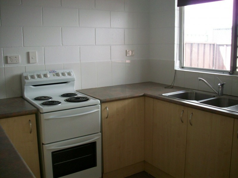 3/17 Pioneer Street, Manoora QLD 4870