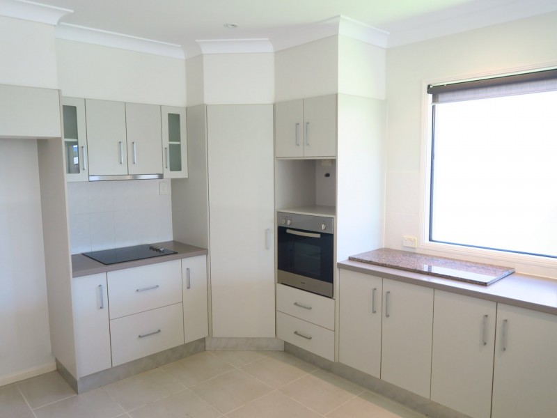 33 Woodrose Drive, Mount Sheridan QLD 4868