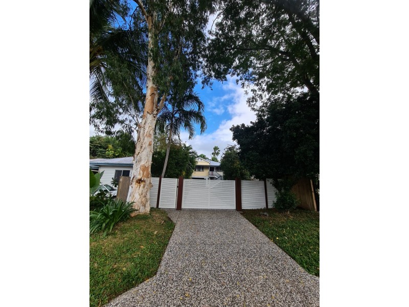 20 Forest Ave, Edge Hill QLD 4870