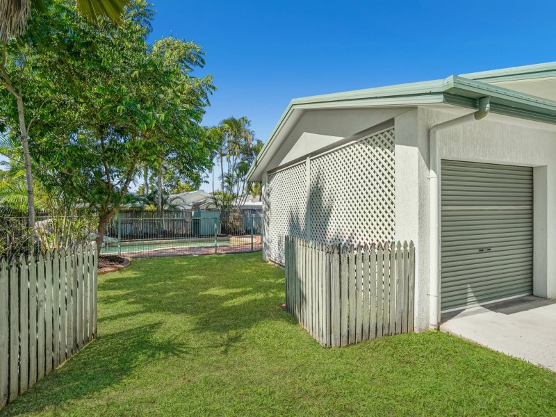 4 Sugar Glider Close, Kamerunga QLD 4870
