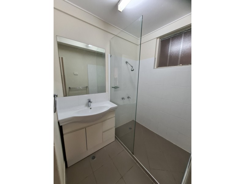 32B Hall Street, Edge Hill QLD 4870