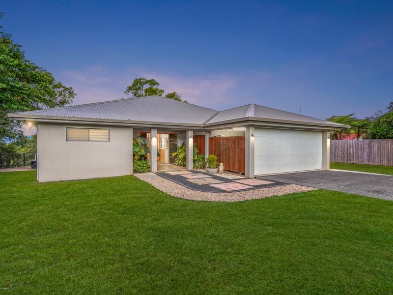 2E Trundle Terrace, Whitfield QLD 4870