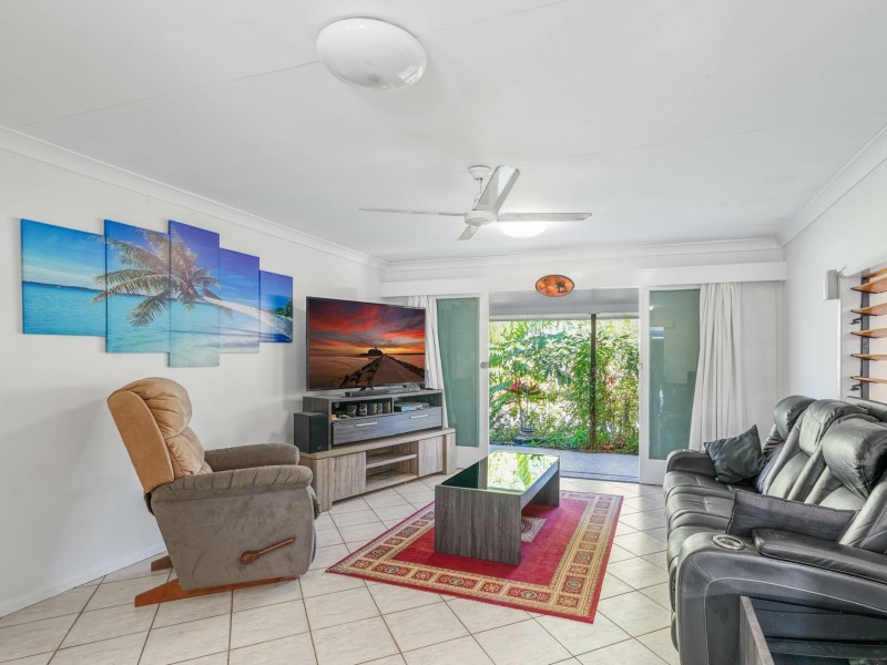 24 Purbeck Place, Edge Hill QLD 4870
