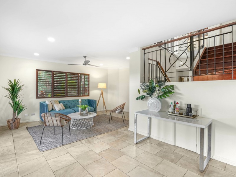 1 Queenley Close, Edge Hill QLD 4870