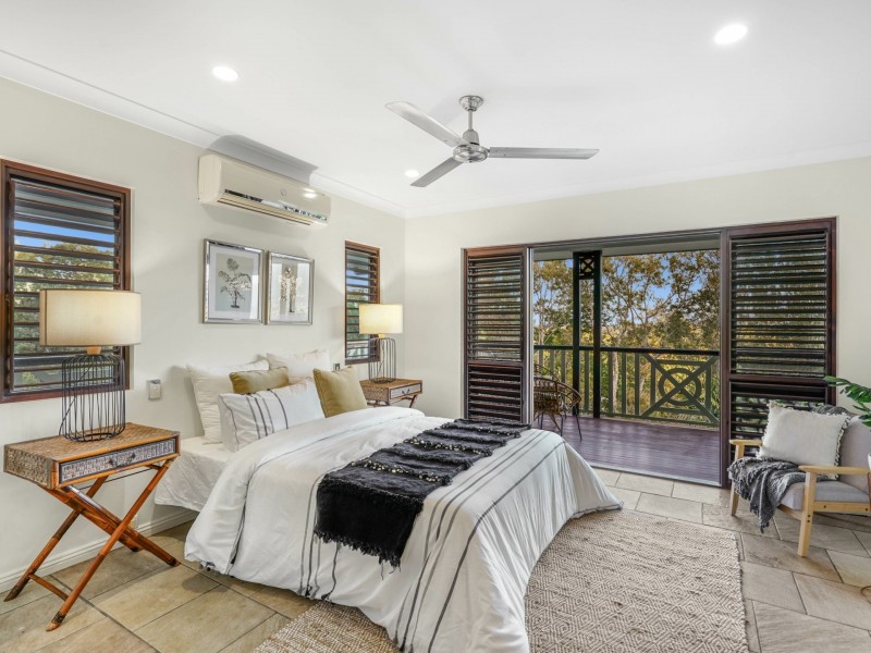 1 Queenley Close, Edge Hill QLD 4870