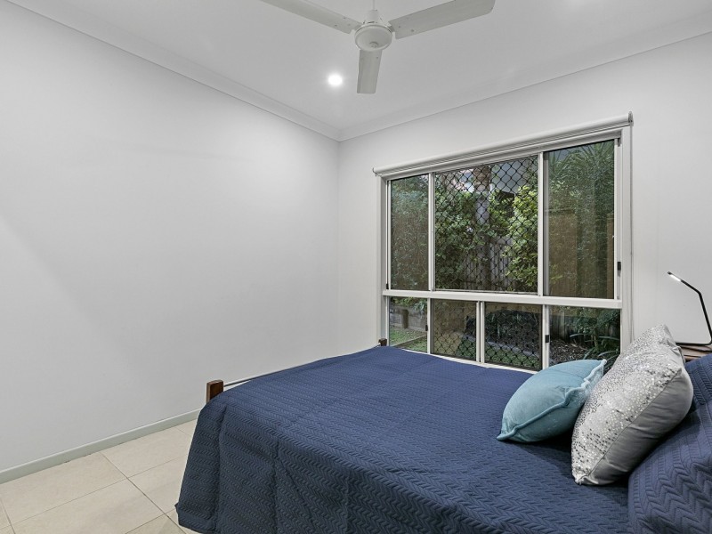 6 Wrasse Close, Kanimbla QLD 4870