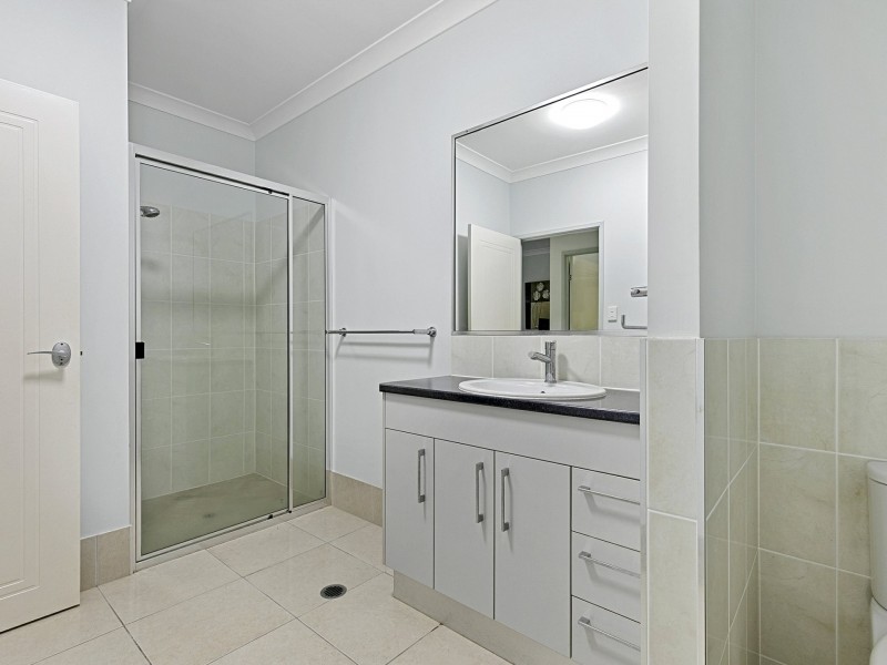 6 Wrasse Close, Kanimbla QLD 4870