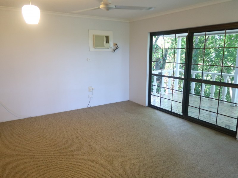 1/22 Collins Ave, Edge Hill QLD 4870