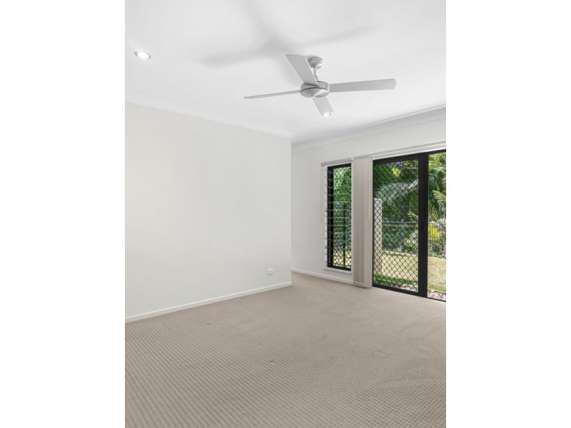 2B Keirle Avenue, Whitfield QLD 4870