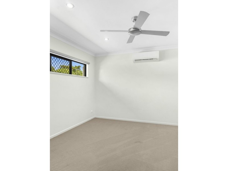 2B Keirle Avenue, Whitfield QLD 4870