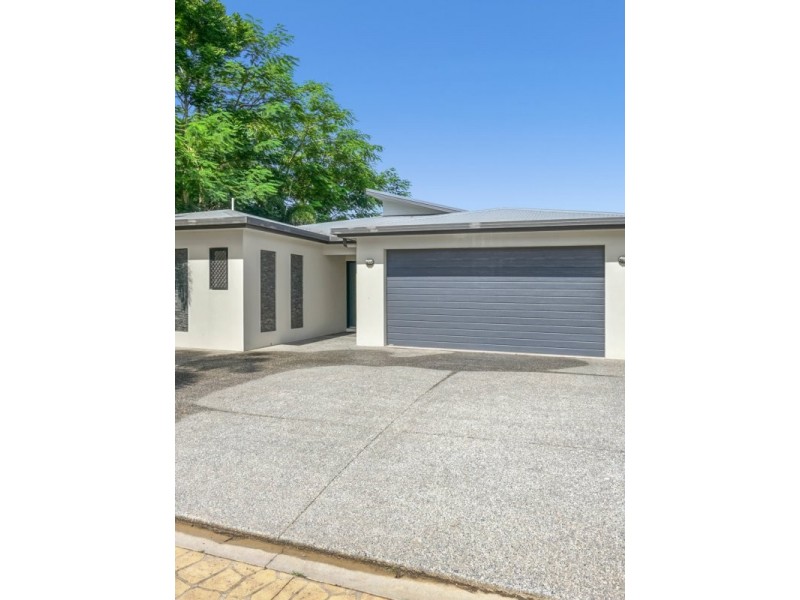 2B Keirle Avenue, Whitfield QLD 4870