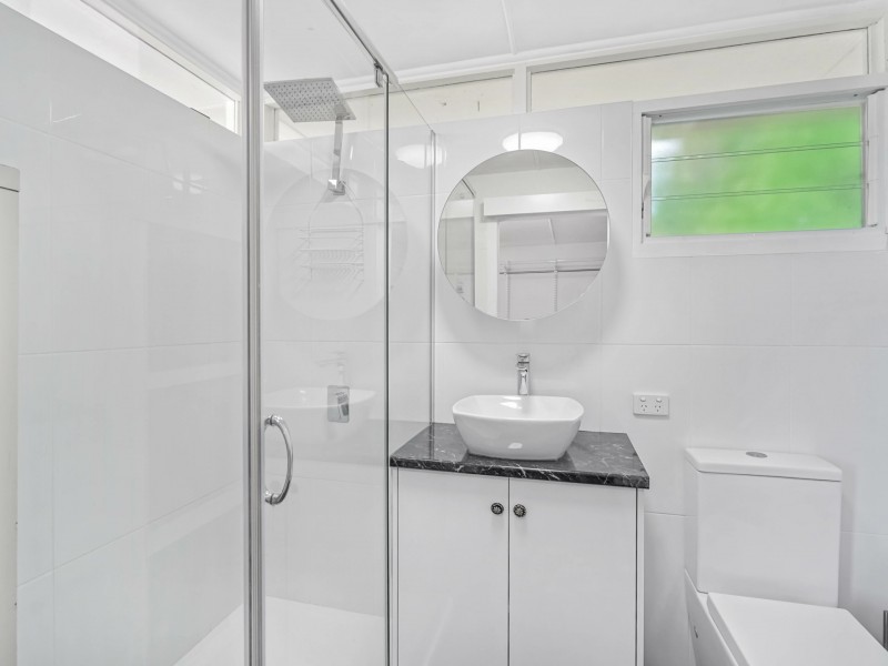 161-163 Jensen Street, Whitfield QLD 4870