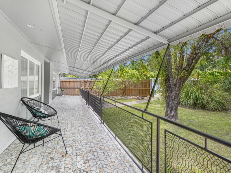 1 Byrnes Close, Whitfield QLD 4870