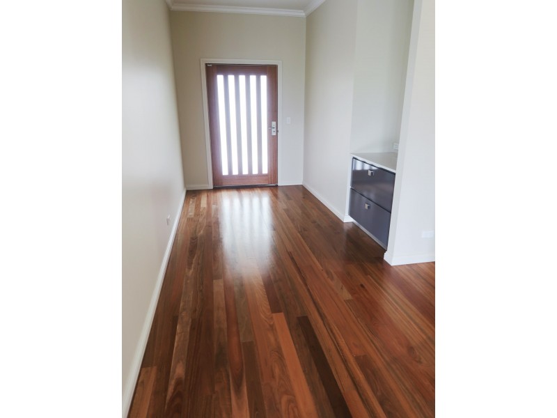 37 Walsh Street, Edge Hill QLD 4870