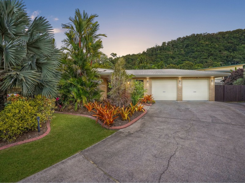 10 Caesar Close, Mooroobool QLD 4870