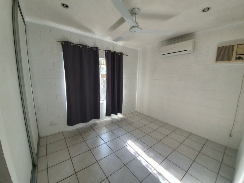 1/22 Ireland Cres, Whitfield QLD 4870