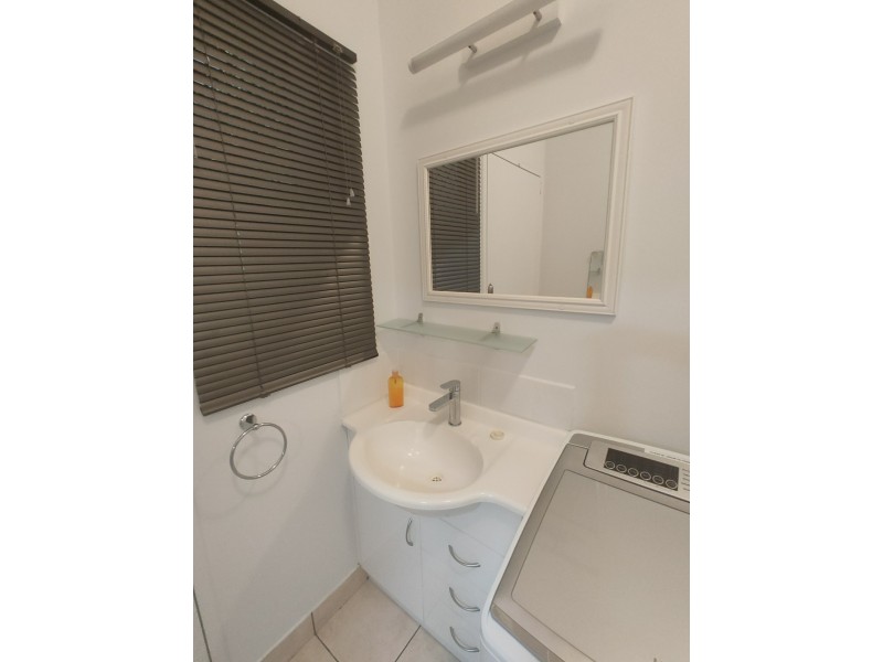 169A Jensen Street, Whitfield QLD 4870