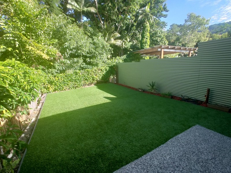 169A Jensen Street, Whitfield QLD 4870