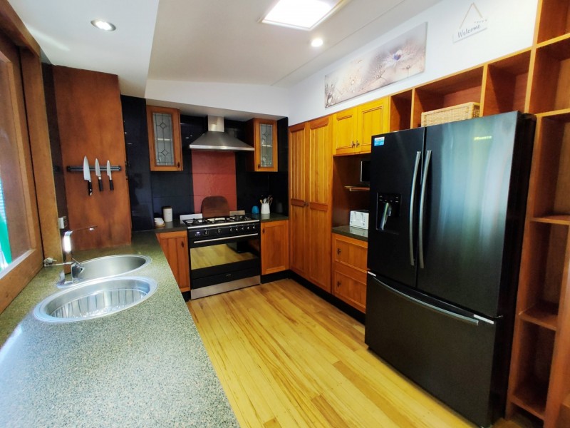 169B Jensen Street, Whitfield QLD 4870