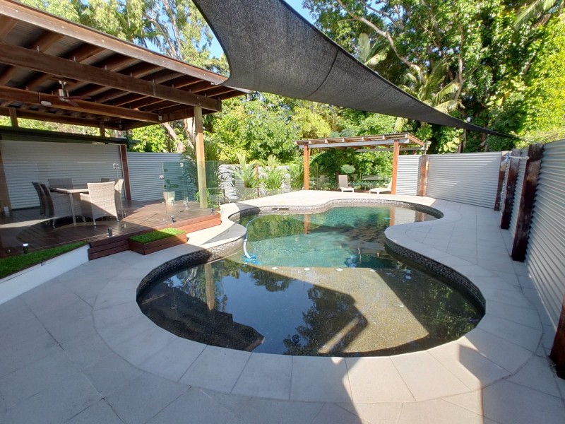 169B Jensen Street, Whitfield QLD 4870