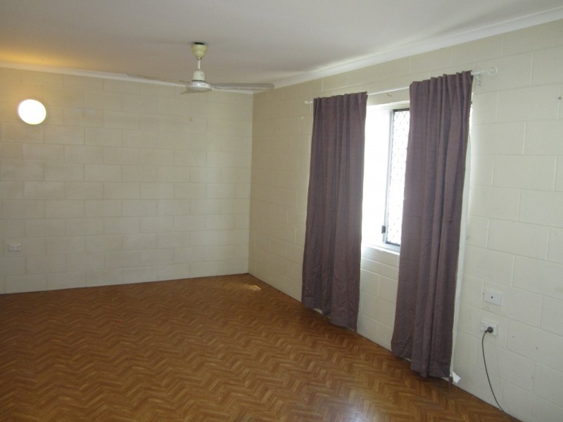 11/122 AUMULLER STREET, Bungalow QLD 4870