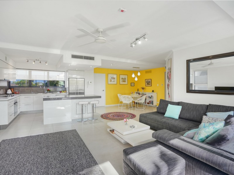 24/219-225 Abbott Street, Cairns North QLD 4870