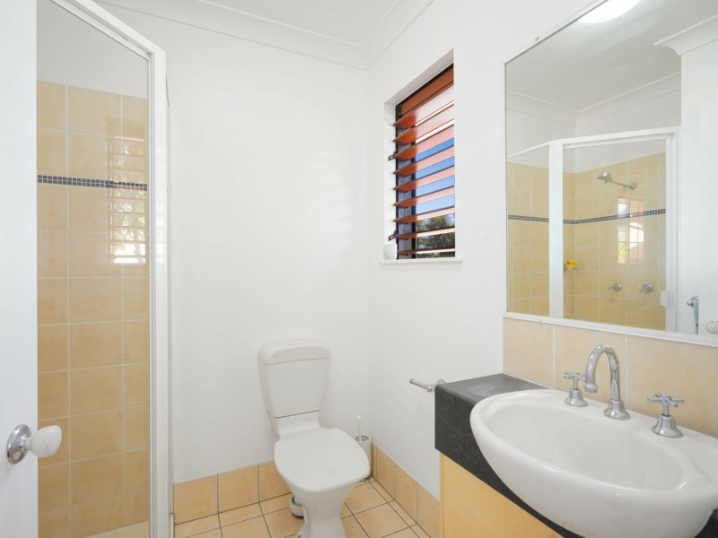 11/11-19 Stratford Parade, Stratford QLD 4870