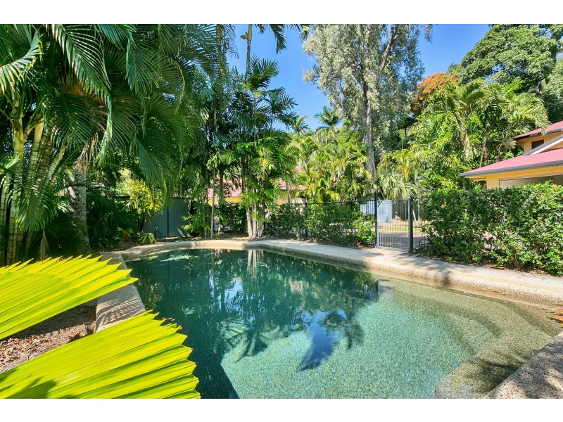 11/11-19 Stratford Parade, Stratford QLD 4870