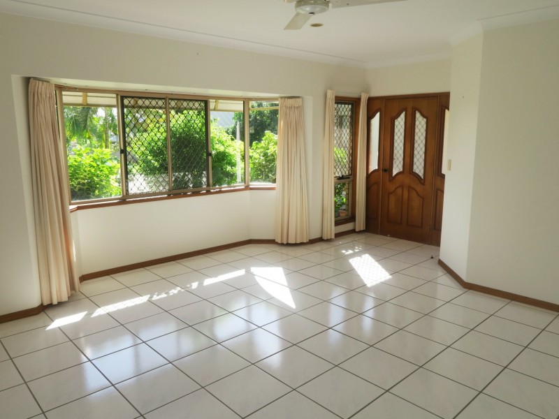 23 Majestic Street, Kamerunga QLD 4870