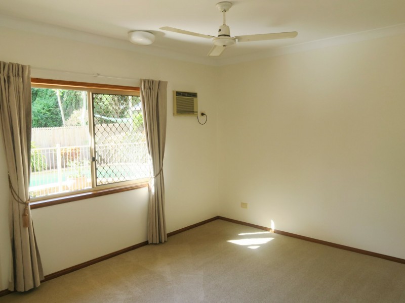 23 Majestic Street, Kamerunga QLD 4870