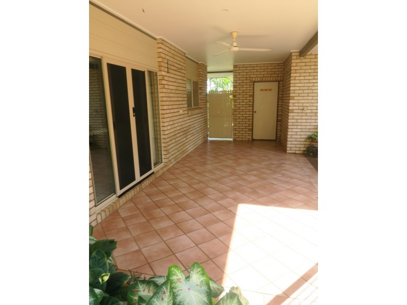 23 Majestic Street, Kamerunga QLD 4870