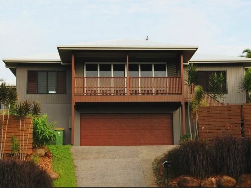 15 Barossa Close, Brinsmead QLD 4870