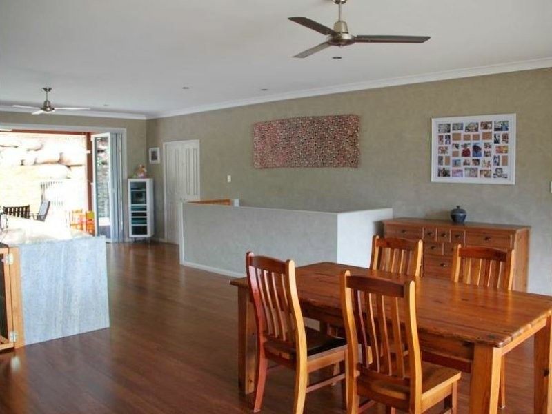 15 Barossa Close, Brinsmead QLD 4870