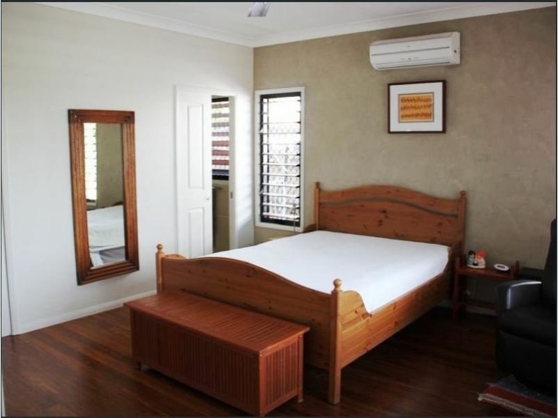 15 Barossa Close, Brinsmead QLD 4870