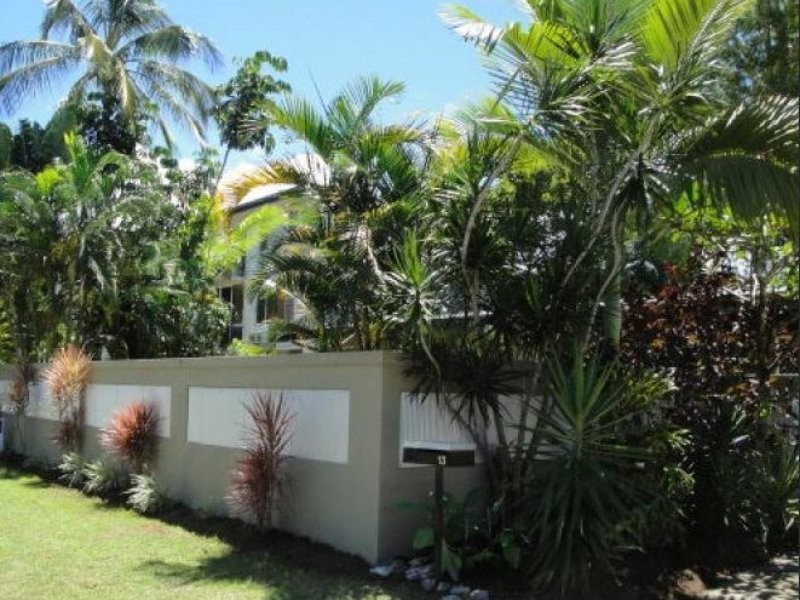 13 Bouganvillea Street, Holloways Beach QLD 4878