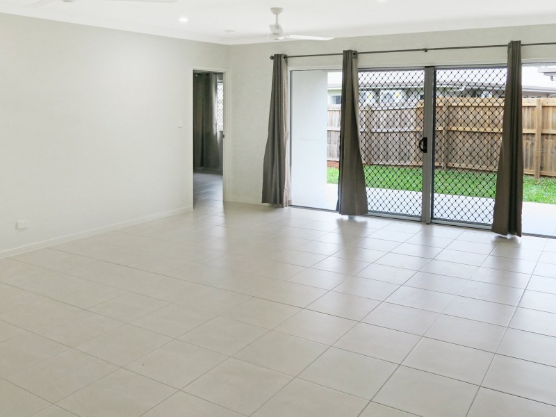 39 Noipo Crescent, Redlynch QLD 4870