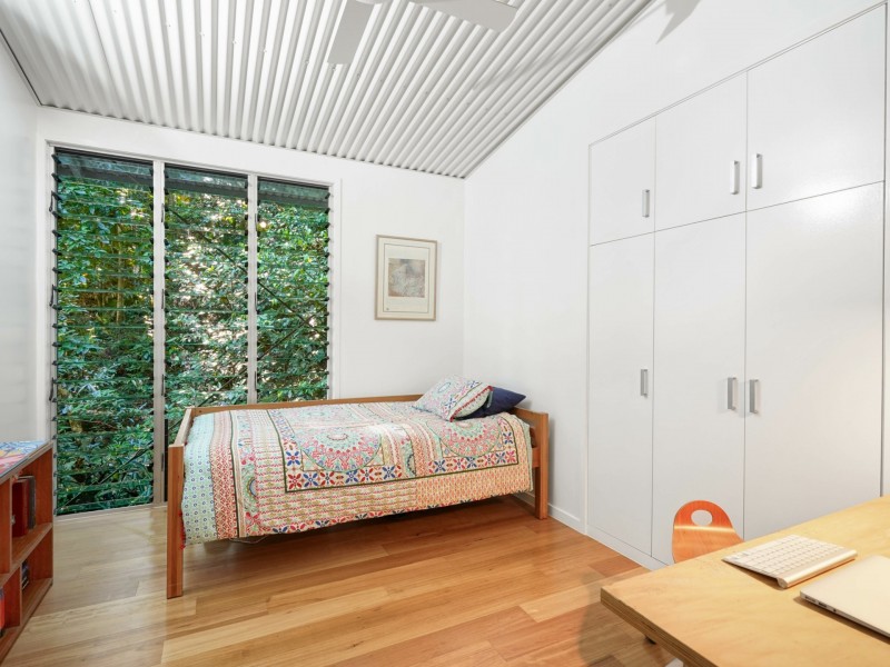 42 Junction Street, Edge Hill QLD 4870