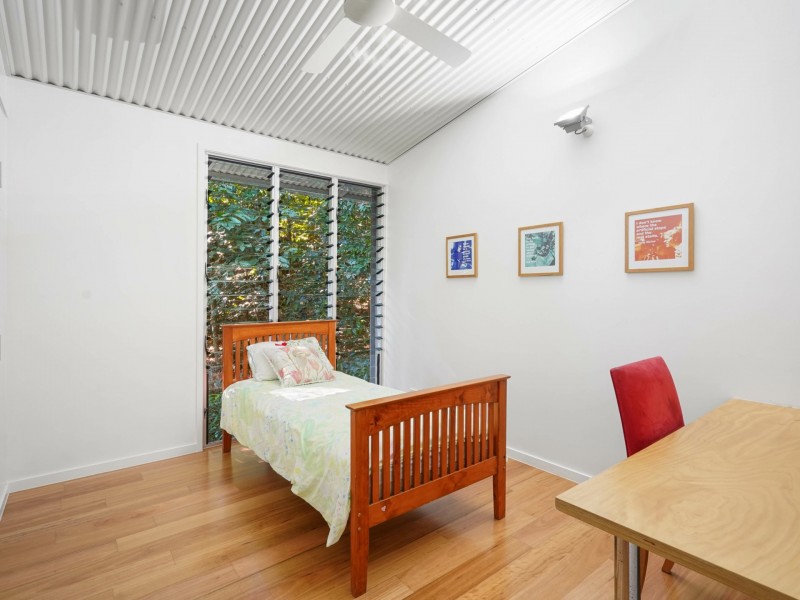 42 Junction Street, Edge Hill QLD 4870