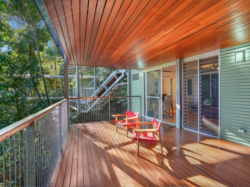 42 Junction Street, Edge Hill QLD 4870