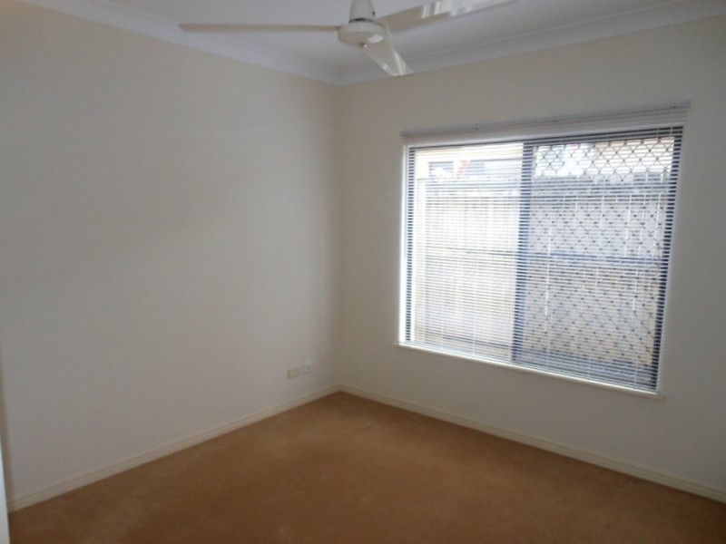 8 Alva Close, Kewarra Beach QLD 4879
