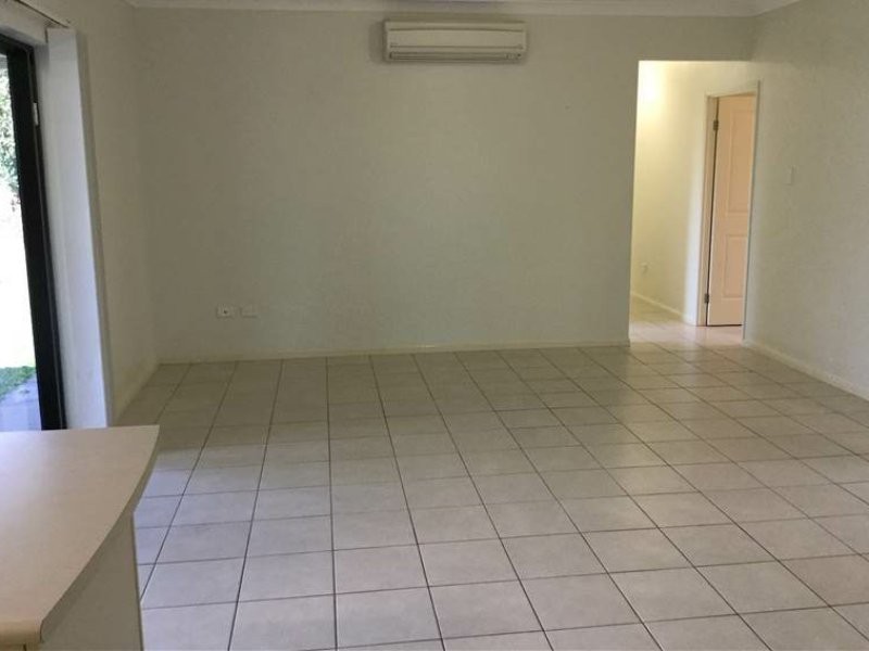 Bentley Park QLD 4869