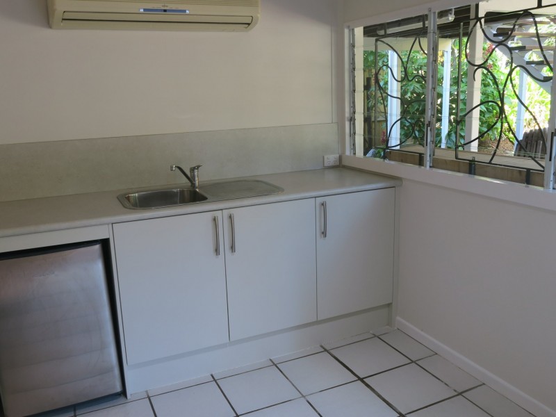 13 McHugh Street, Whitfield QLD 4870