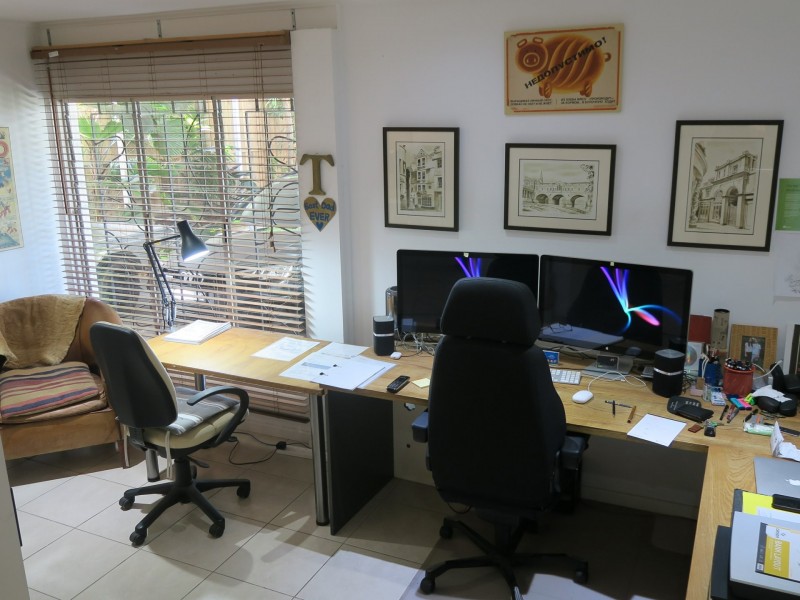 13 McHugh Street, Whitfield QLD 4870