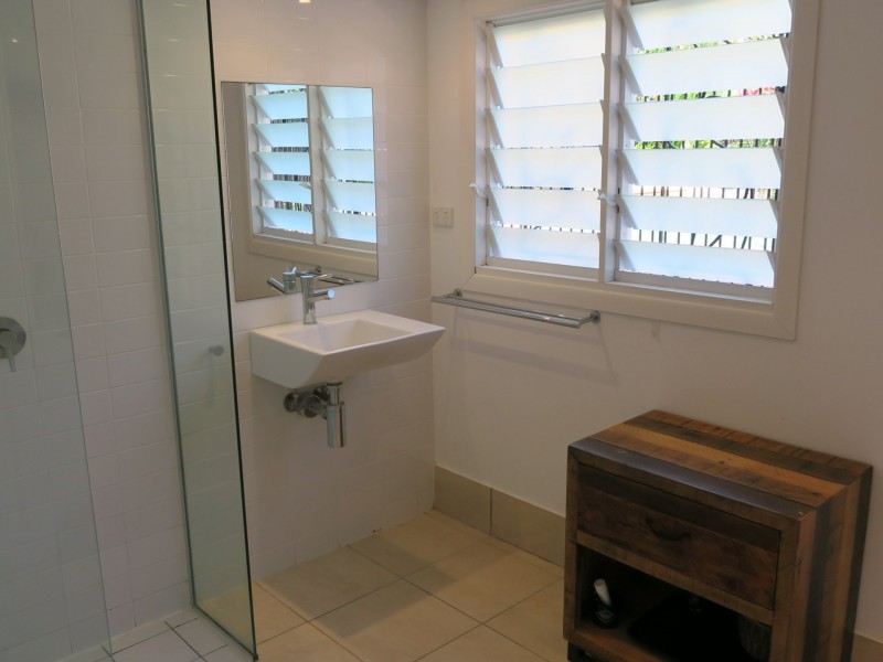 13 McHugh Street, Whitfield QLD 4870