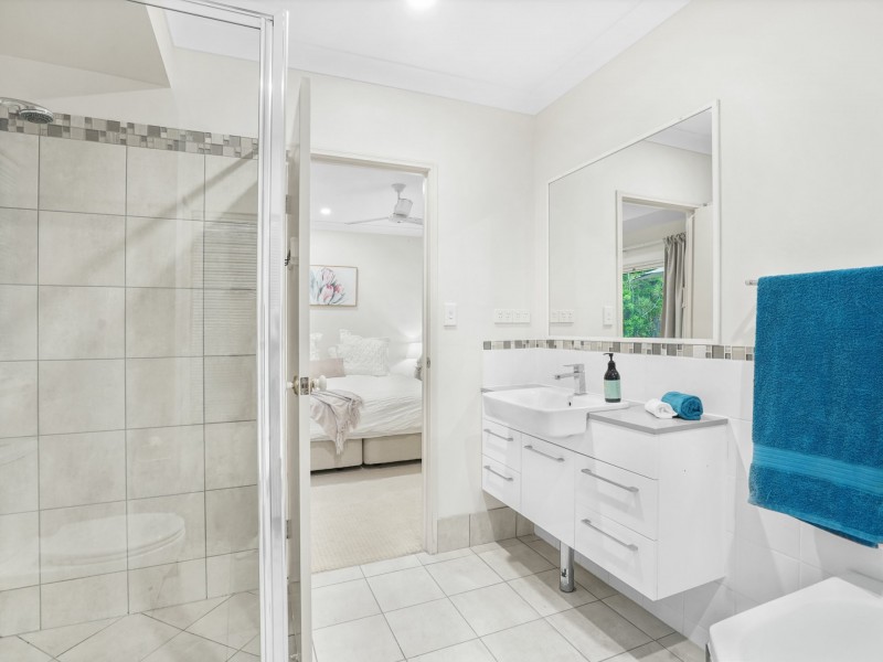 27 West Parkridge Drive, Brinsmead QLD 4870