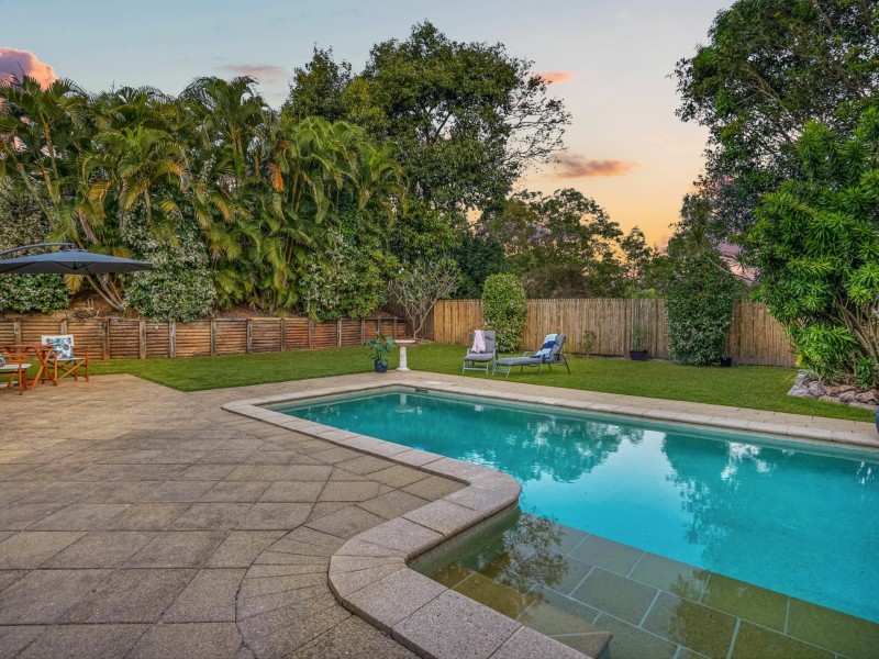 27 West Parkridge Drive, Brinsmead QLD 4870