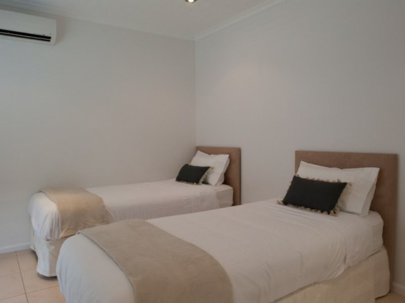 8 Tanganelli Close,, Kanimbla QLD 4870