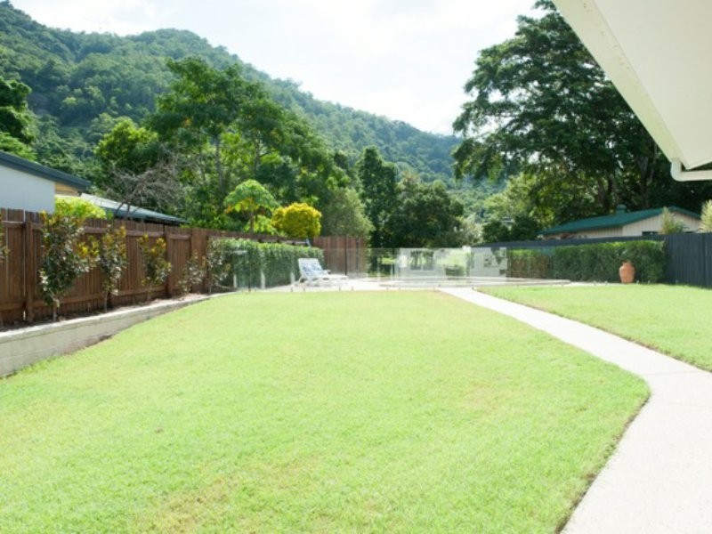 8 Tanganelli Close,, Kanimbla QLD 4870