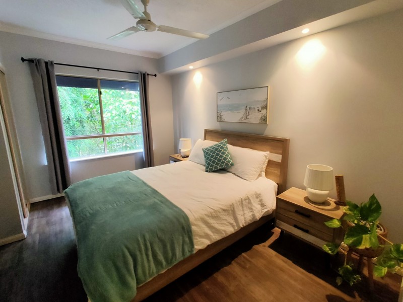 1115/2 Greenslopes Street, Cairns North QLD 4870