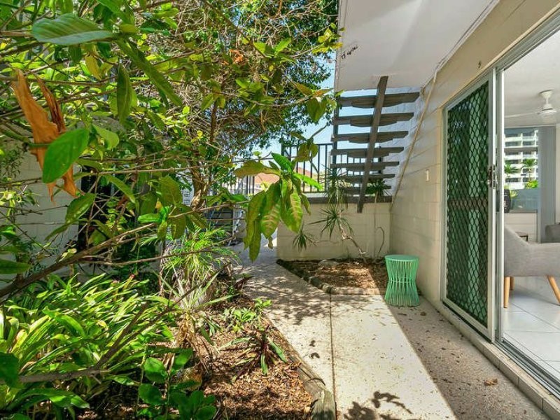 5/281 Lake Street, Cairns North QLD 4870